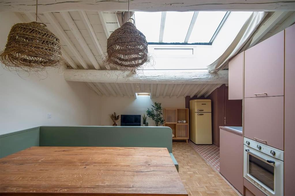 Cozy Love Nest Near The Old Port Марсель Номер фото